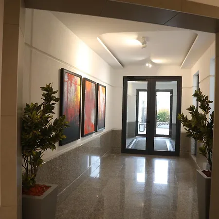 Luxury At Panorama Vodno Apartman *